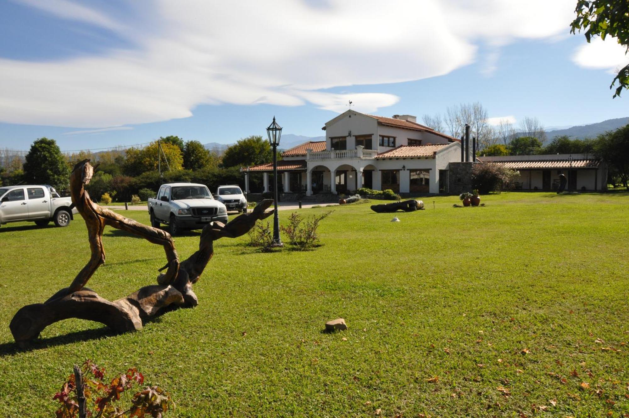 Hosteria ลากาลเดรา ภายนอก รูปภาพ